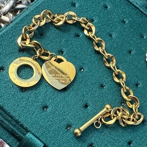 Gold Heart Charm Bracelet